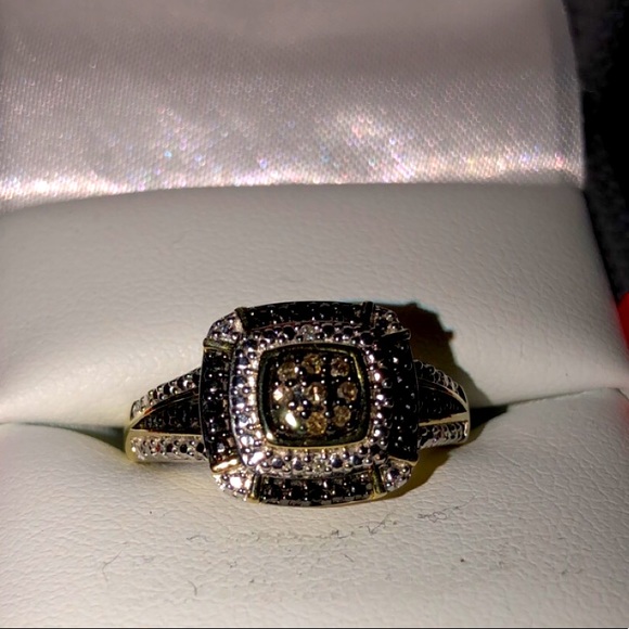 Sold - Picture 2 of 6